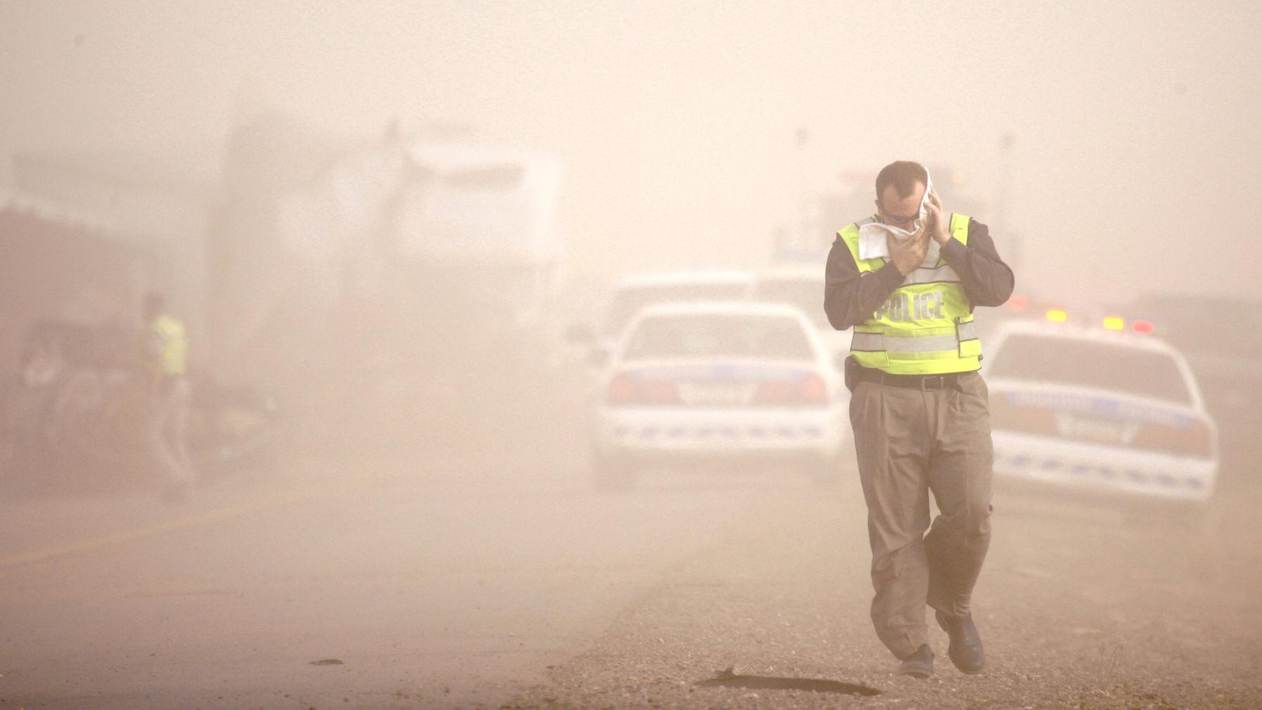 Blowing dust warning issued for big area north, west of Tucson this evening